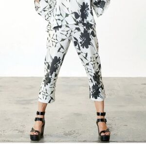 Bryn Walker cropped plant flower tropical print pants XS